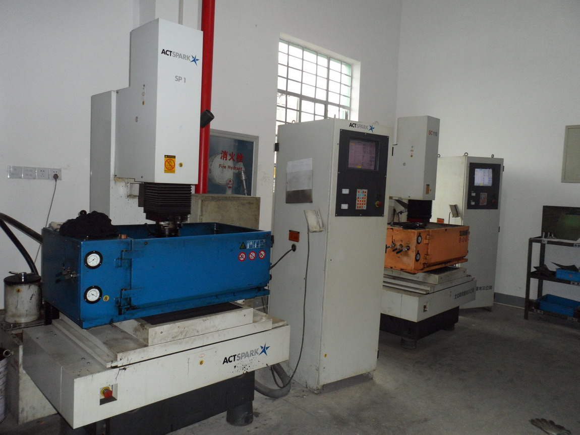 �������ֱ����������נ�늻𻨙C