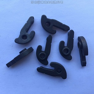 ����T�i���