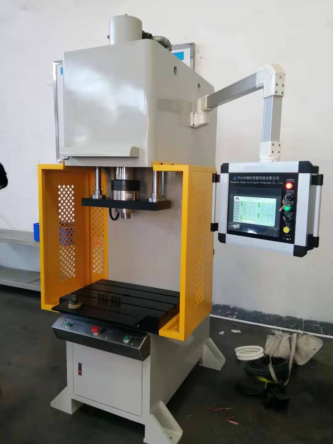 �߾���mim�ŷ��͉����ΙC(j��)